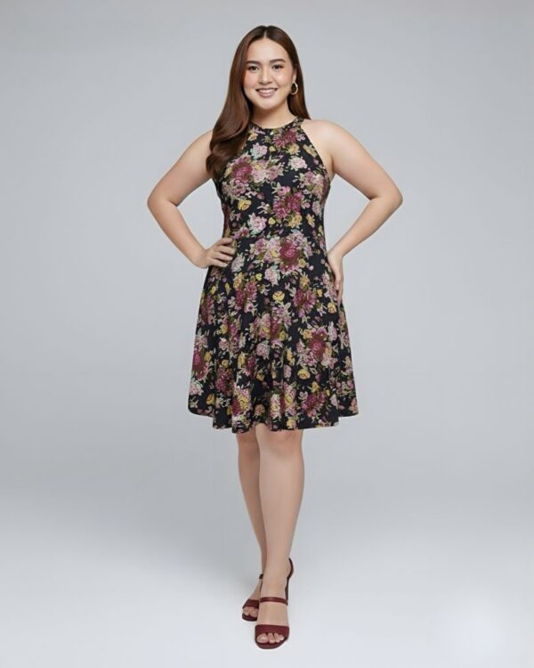Vestido Mini Estampado Floral con Cuello Halter